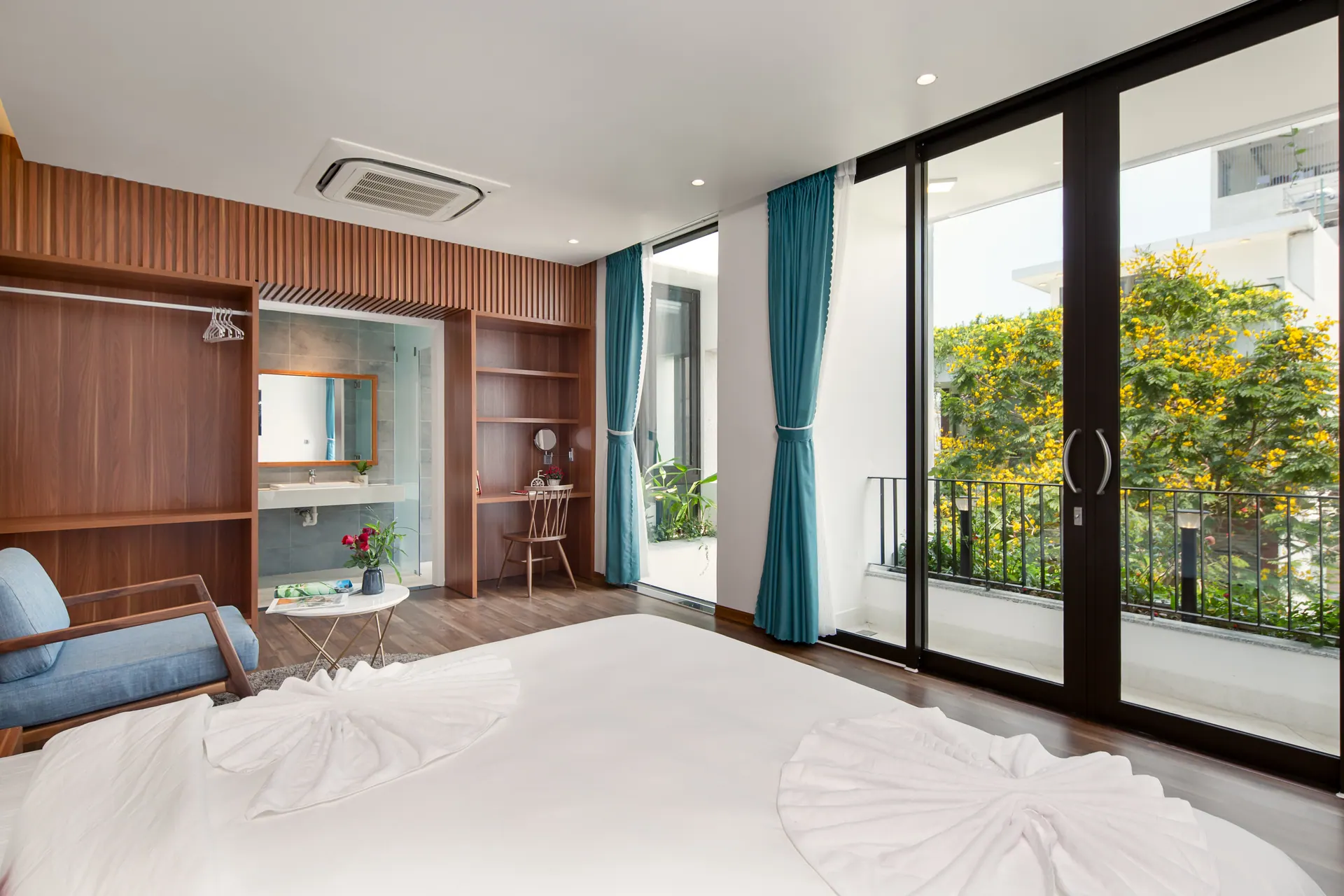 Green Heaven Villa By My Khe Beach 24
